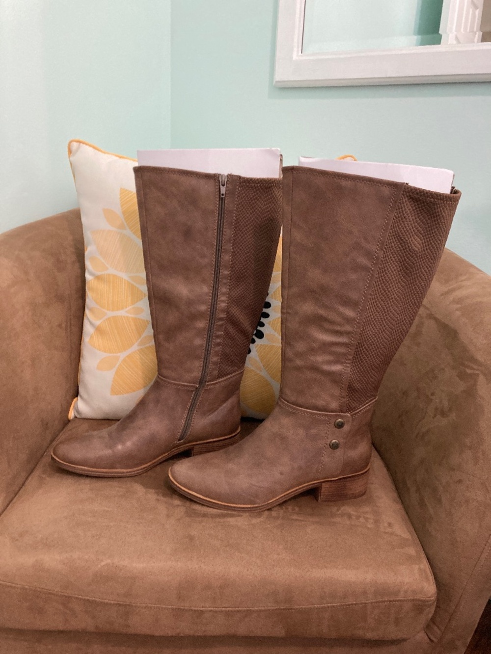 Baretraps size 8.5 like new